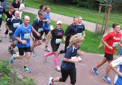files/isw/images/content/news/140828_AOK-Lauf-Laeufer01_413x290.jpg